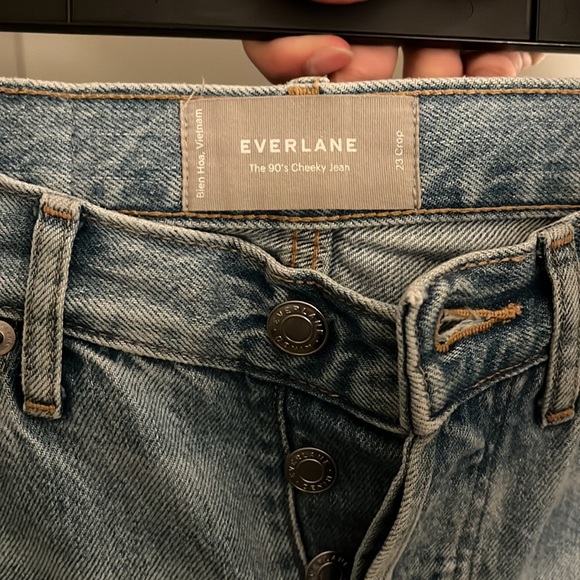 Everlane The '90s Cheeky Jean in Vintage Sunbleached Blue - Picture 5 of 5